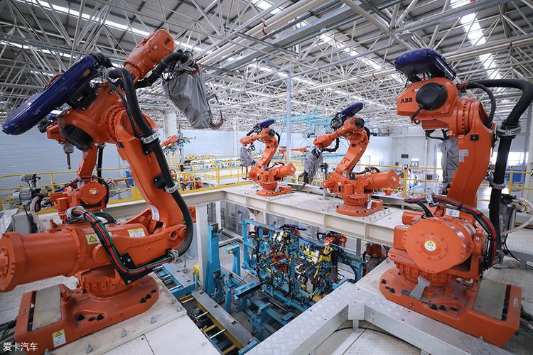 威马,小鹏等这些新造车势力的智能工厂来看,涉及生产制造的各类机器人